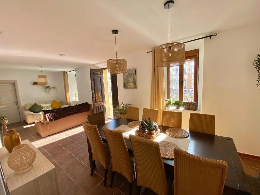Balcon De La Plaza Villa Moclin Holiday home